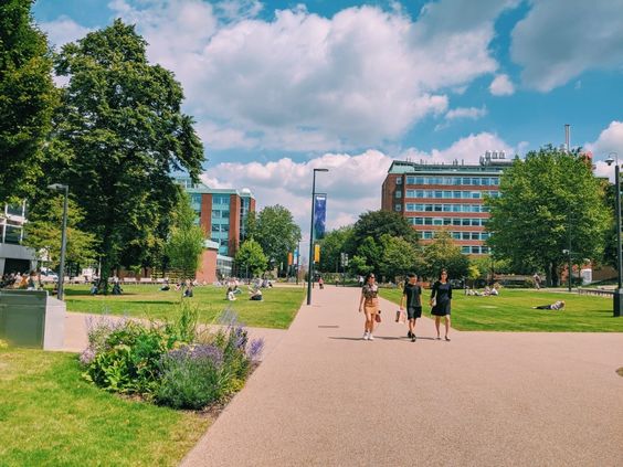 University of Manchester, University Green | Photography by Joshua McLaughlin