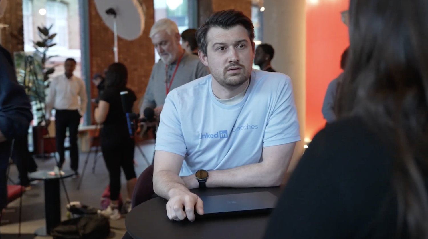 AI Coaching with LinkedIn